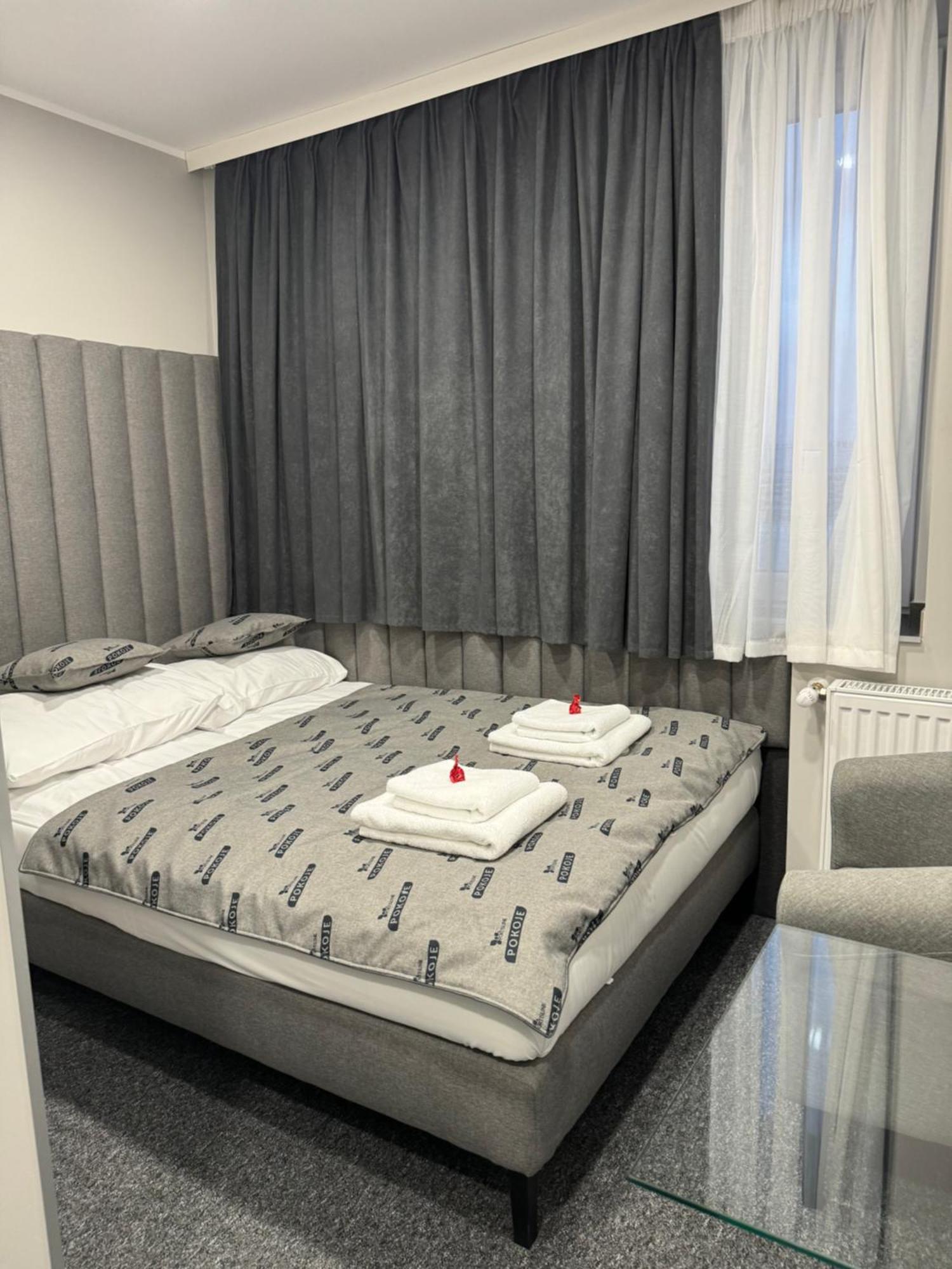 Fortisline Pokoje Z Klimatyzcja Sauna Apartment Opole Ngoại thất bức ảnh