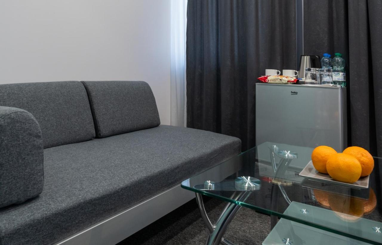 Fortisline Pokoje Z Klimatyzcja Sauna Apartment Opole Ngoại thất bức ảnh