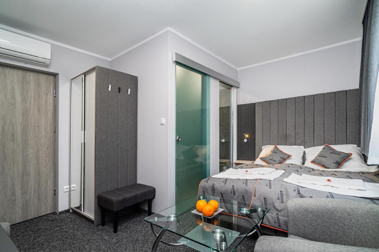 Fortisline Pokoje Z Klimatyzcja Sauna Apartment Opole Ngoại thất bức ảnh